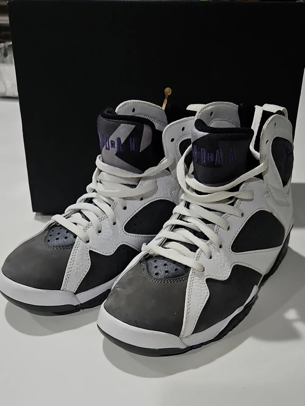 Jordan 7 Retro Flint2021 High-Top Basketball Sneakers  White, Gray & Purple Sz 5